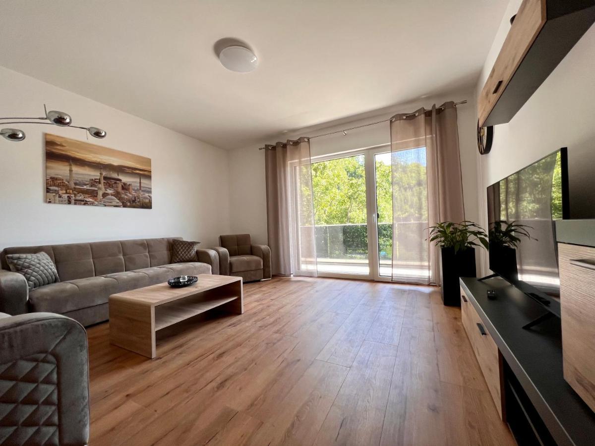 Idyllische Ferienwohnung Mit Balkon & Ausblick Arzbach ภายนอก รูปภาพ