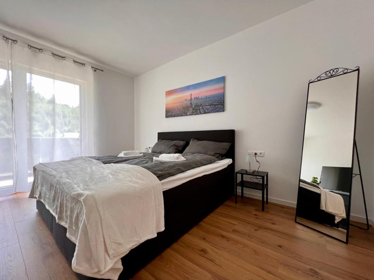 Idyllische Ferienwohnung Mit Balkon & Ausblick Arzbach ภายนอก รูปภาพ